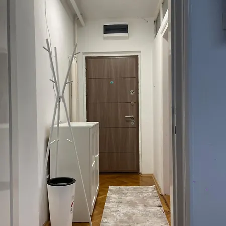 Ag Double Bedroom Apartment Belgrade